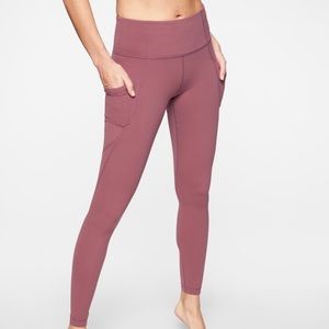 Athleta salutation stash pocket tight leggings